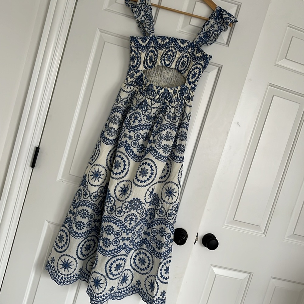 Zara Blue and White Eyelet Embroidered Dress Medium - Picture 5 of 6